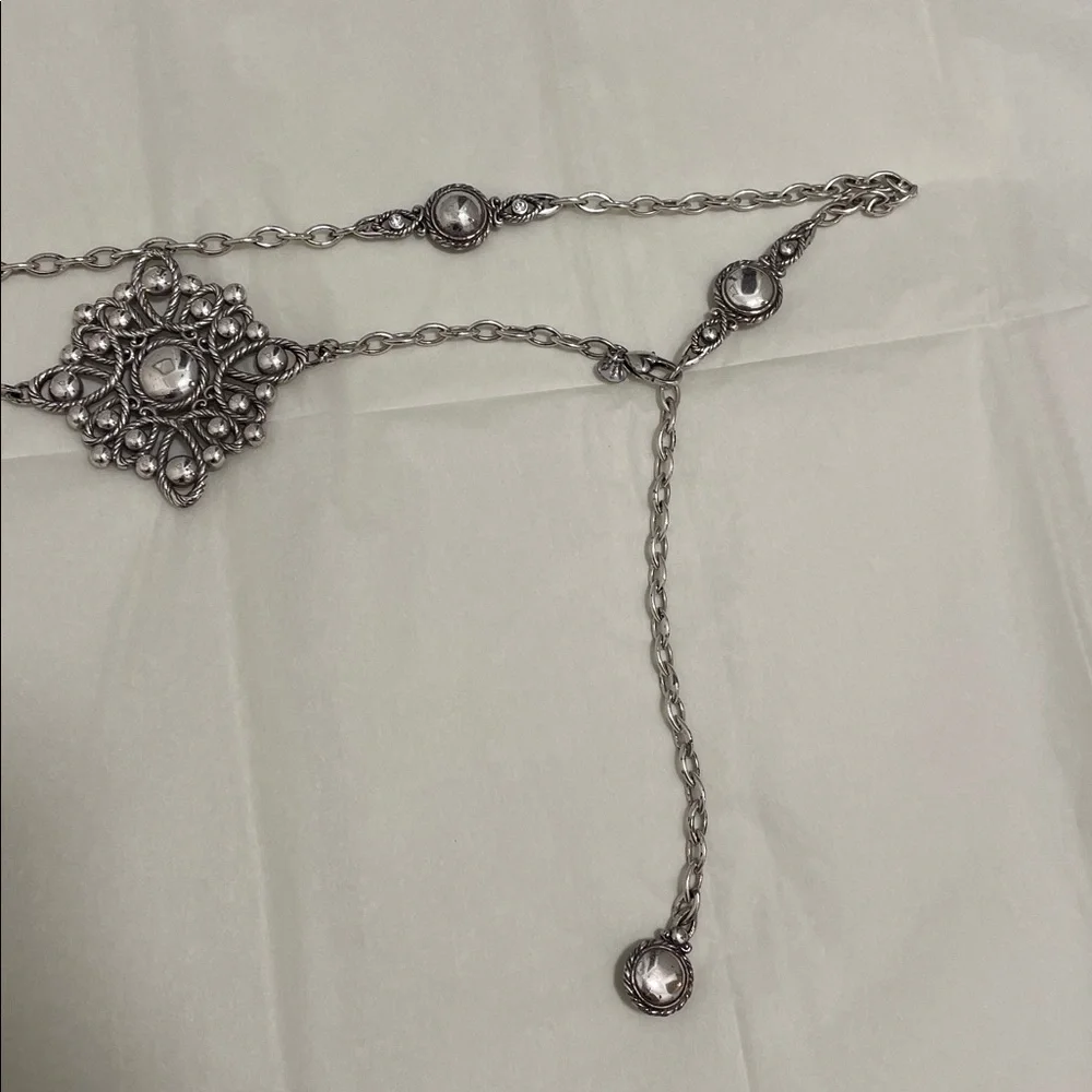 Double sided Silver-Tone Decorative Chain Belt with Filigree Medallion